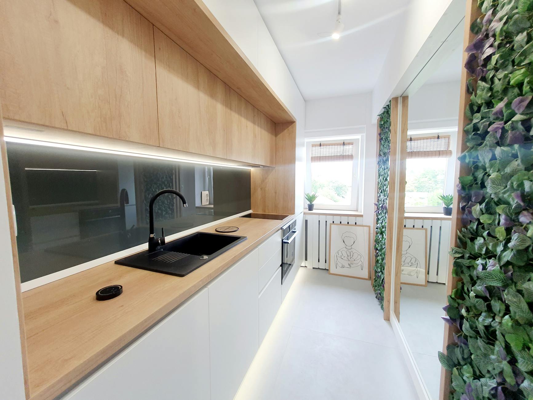 Moderní kuchyně v bytovém domě BD Okruzni